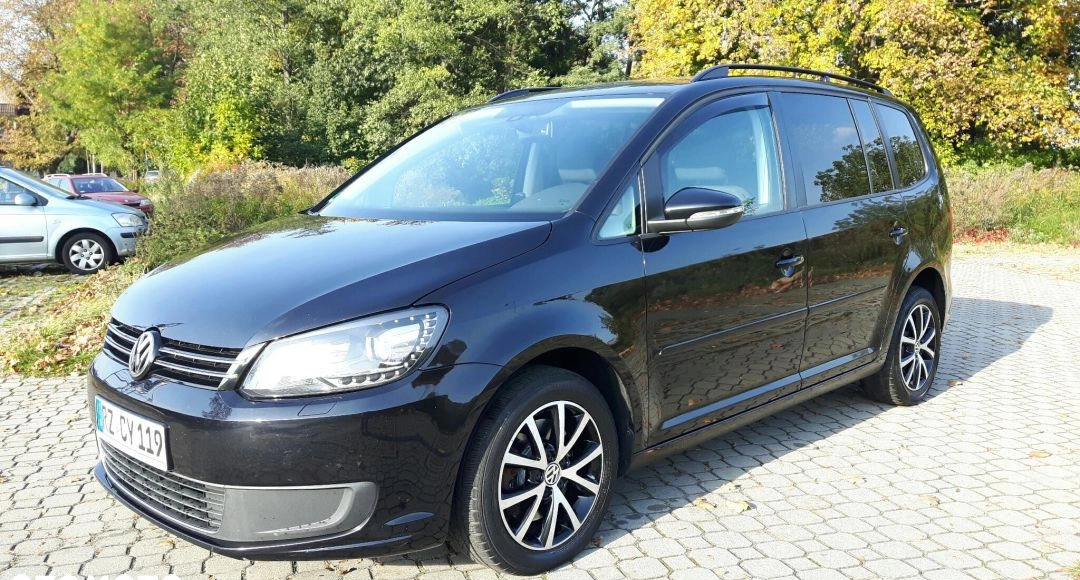 Volkswagen Touran cena 36800 przebieg: 240000, rok produkcji 2011 z Bytom małe 436